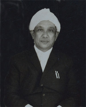 Sahib al-Samahah Dato’ Haji Ahmad Maher bin Ismail (pemangku)